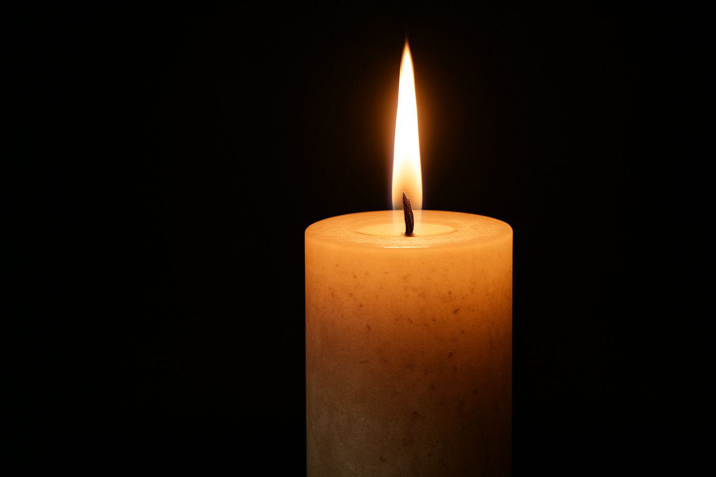 web-trauer-um-einen-im-dienst-getoeteten-beamten